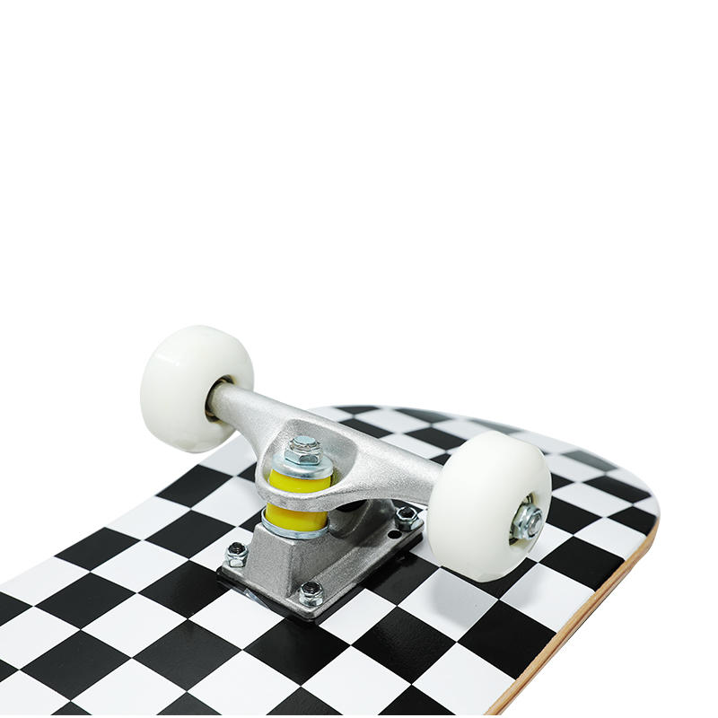 31 Inch Maple skateboard